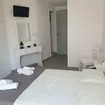 Sofia 3*